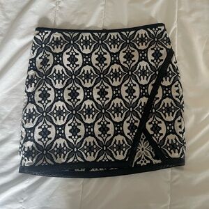 Express patterned mini skirt